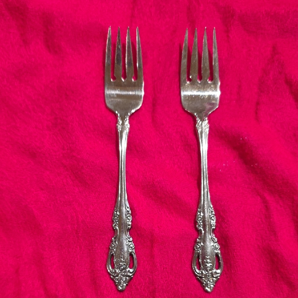 Oneida Stainless Brahms Desert/Salad Forks - Set of 2